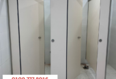 قواطيع حمامات hpl