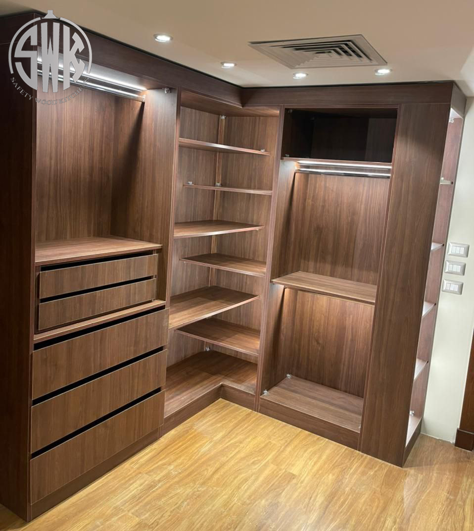 تصميم دريسينج روم مقفول safetyWood للمطابخ والدريسنج روم📞01289151419 – 01115552318