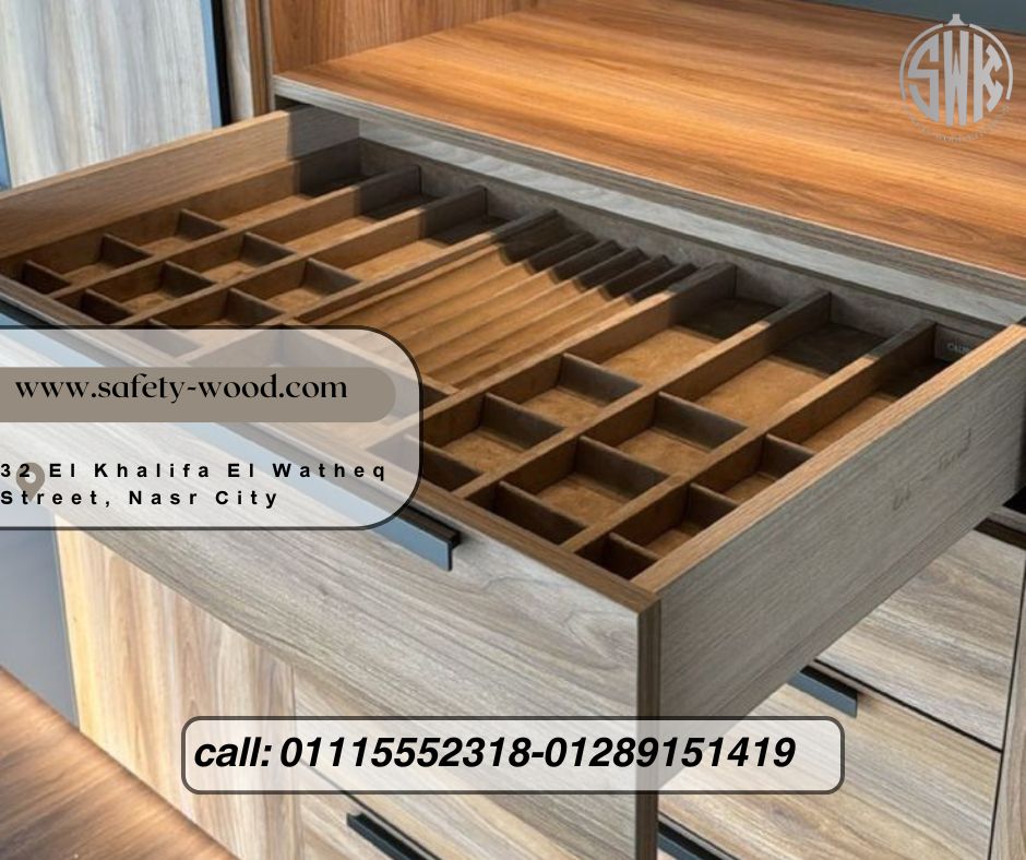 تصميم دريسينج روم مفتوح safetyWood للمطابخ والدريسنج روم📞01289151419 -01115552318