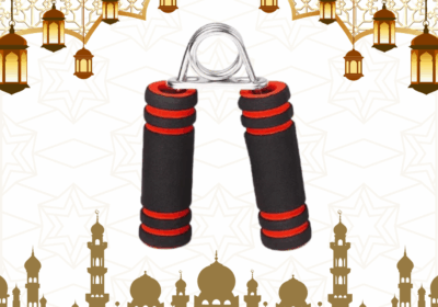 Gold-And-White-Illustrated-Ramadan-Kareem-Facebook-Post-1