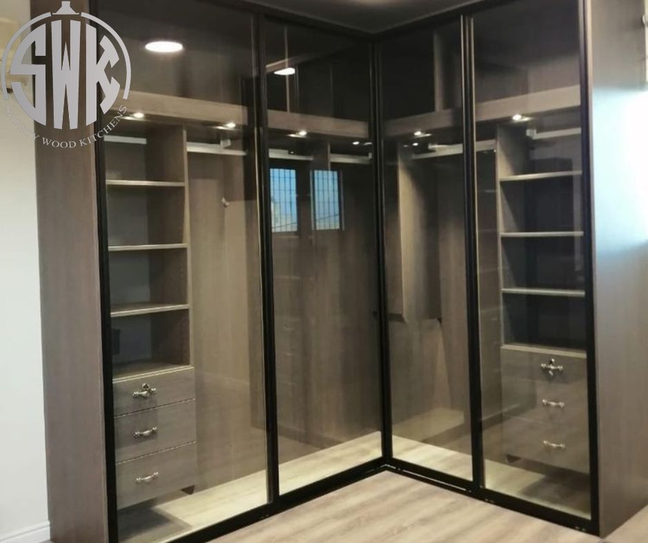 أفضل دريسنج روم مغلقSafety Wood للمطابخ والدريسنج روم📞01289151419 -01115552318