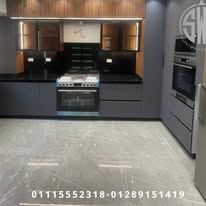مطبخ خشب مودرن في 2026 SAFETY WOOD للمطابخ والدريسنج روم 📞01289151419 -01115552318