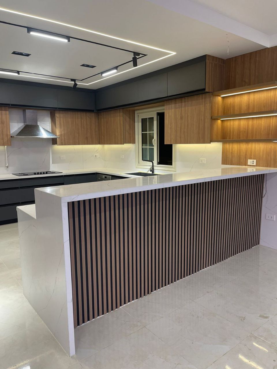 أفكار استغلال المساحات في المطابخ المودرن SAFETY WOOD للمطابخ والدريسنج روم 📞01289151419 -01115552318