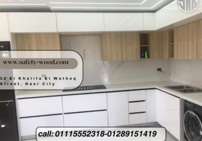 تصميم-مطابخ-PVC-عملية-وأنيقة-SAFETY-WOOD-للمطابخ-والدريسنج-روم
