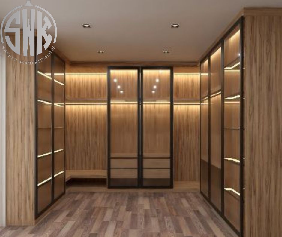 تنفيذ دريسنج روم خشب طبيعي بأعلى جودة | SafetyWood للمطابخ والدريسنج روم 📞 01289151419 – 01115552318