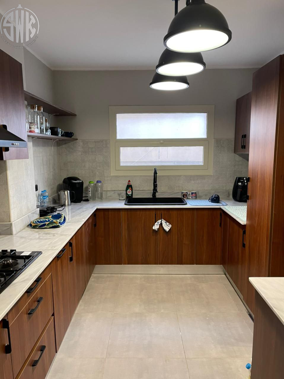 💎 في فرق كبير بين HPL الأصلي والتقليد… تعرفيه مع – SAFETY WOOD للمطابخ والدريسنج روم 📞01289151419 -01115552318