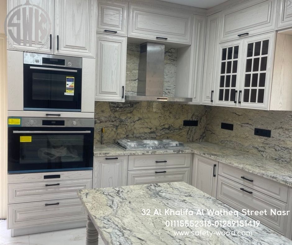-خبراء تصميم مطابخ جلوسي ماكس برو بأحدث موديلات 2026 🏡 للمطابخ والدريسنج روم SAFETY WOOD للمطابخ والدريسنج روم 📞01289151419 -01115552318
